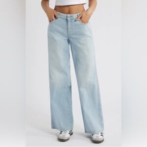 Low Rise Baggy Jeans